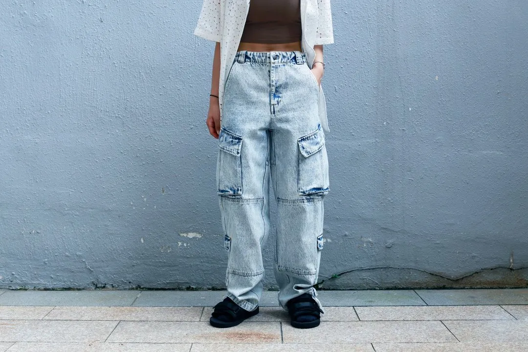 Multi-Pocket Washed Jeans